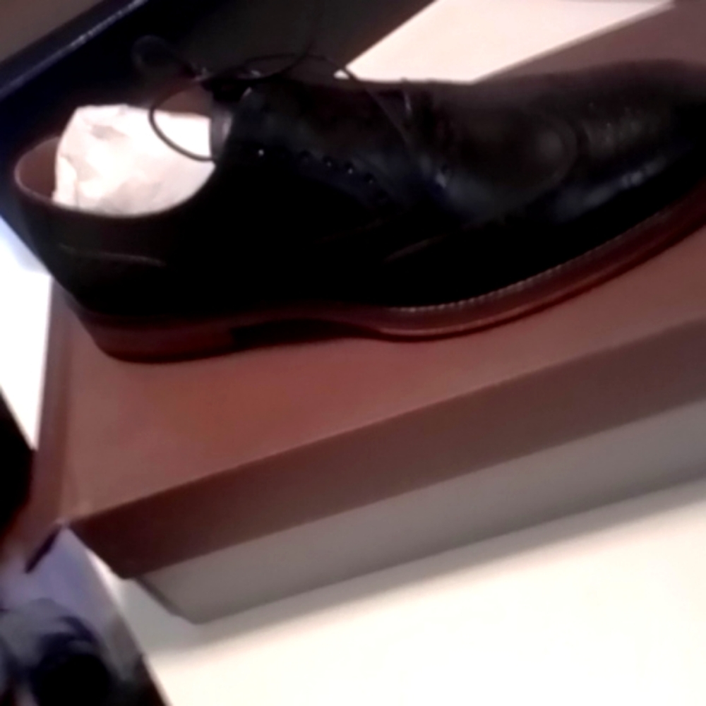 Johnston and Murphy 9.5 black and brown